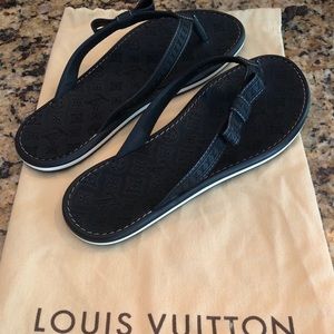 Louis Vuitton black flip flops